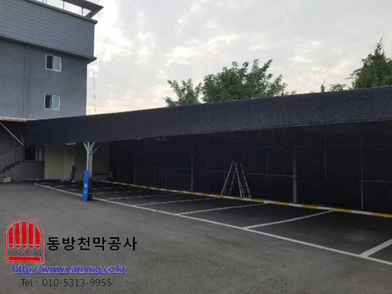 블르모텔 주차장